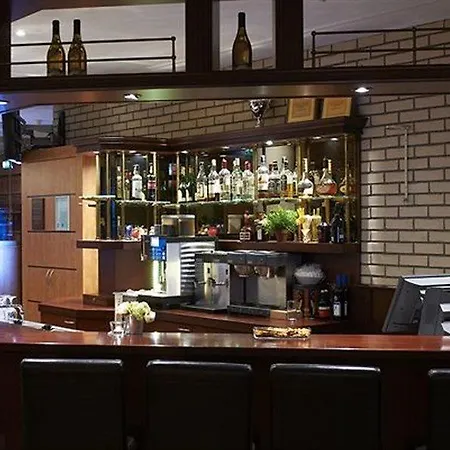 鹿特丹亚历山大堡垒酒店