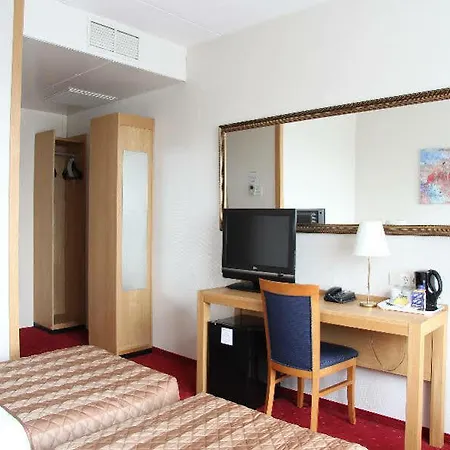 Hotel Bastion Alexander 4*