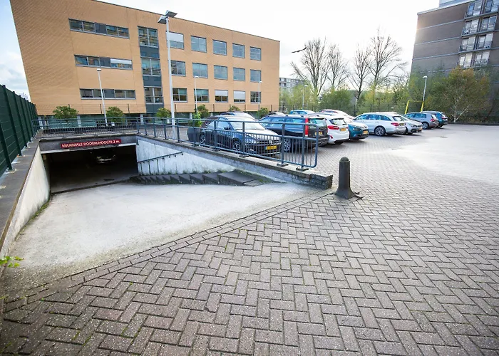 バスティオン アレクサンダー 4* ロッテルダム