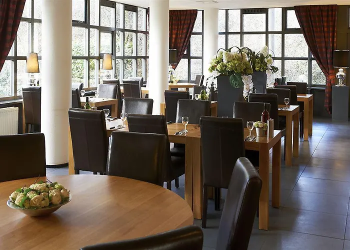 バスティオン アレクサンダー