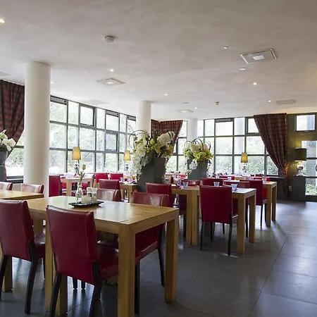 باستيون أليكساندر 4*