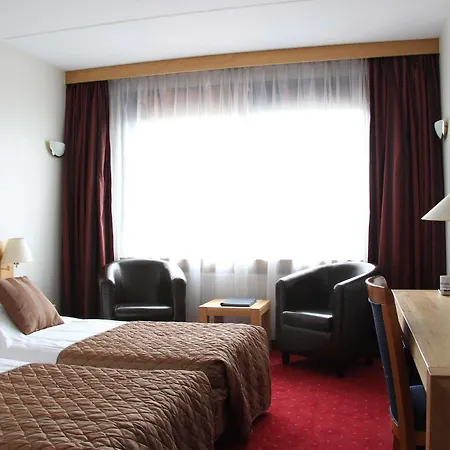 Hotel Bastion Alexander 4*