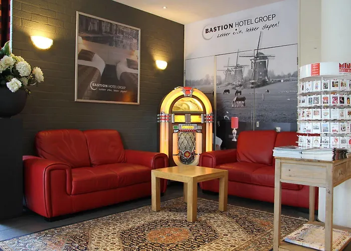 Отель Bastion Alexander 4*